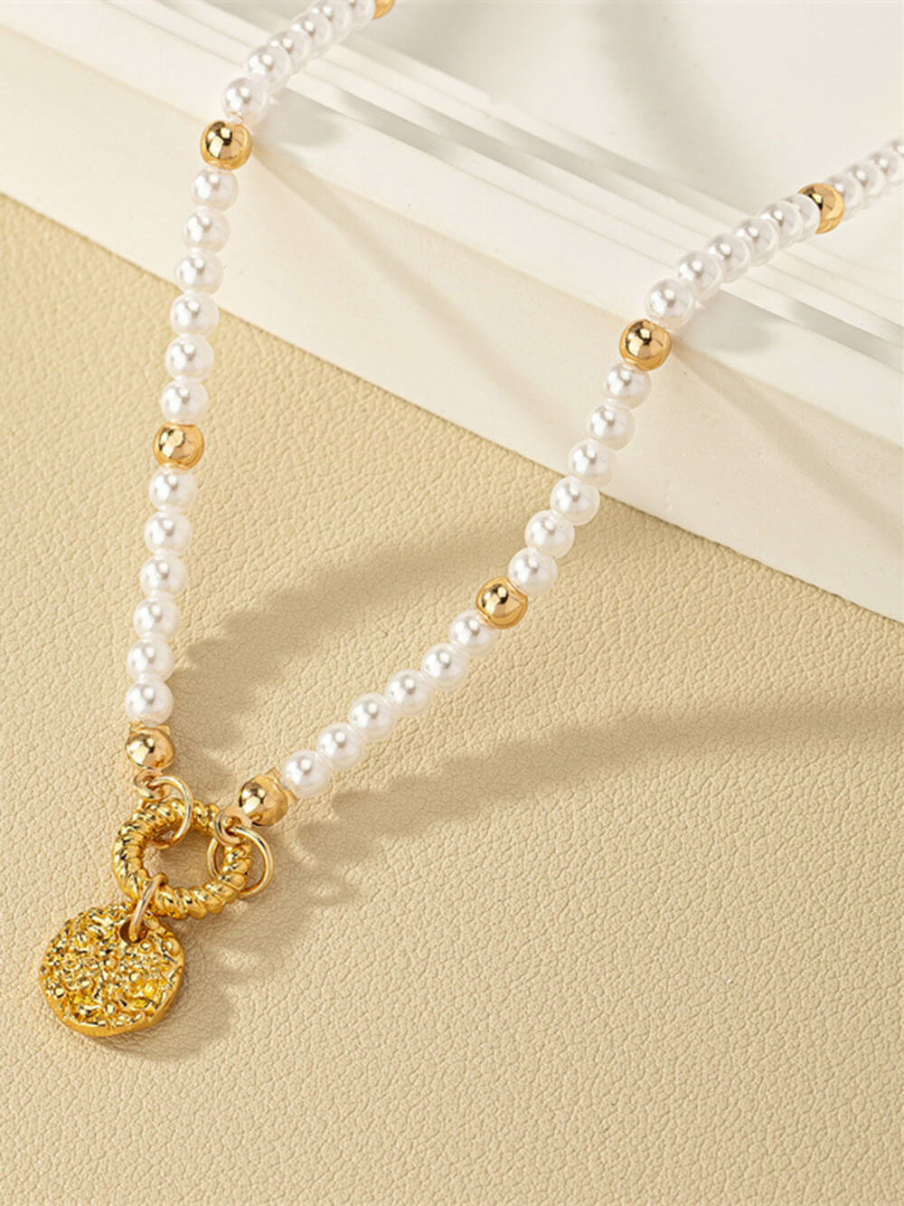 Versatile Niche Rice Bead Necklace Pendant Clavicle Chain