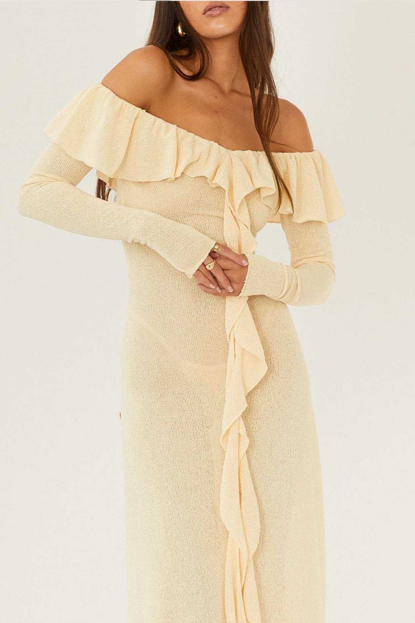 Donna Off-shoulder Ruffle Maxi Dress