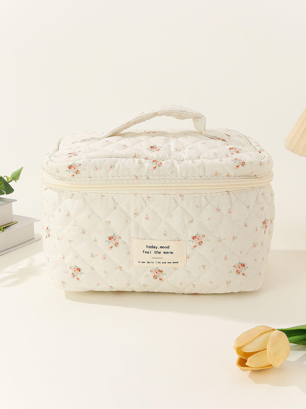 Simple And Multifunctional Makeup Bag