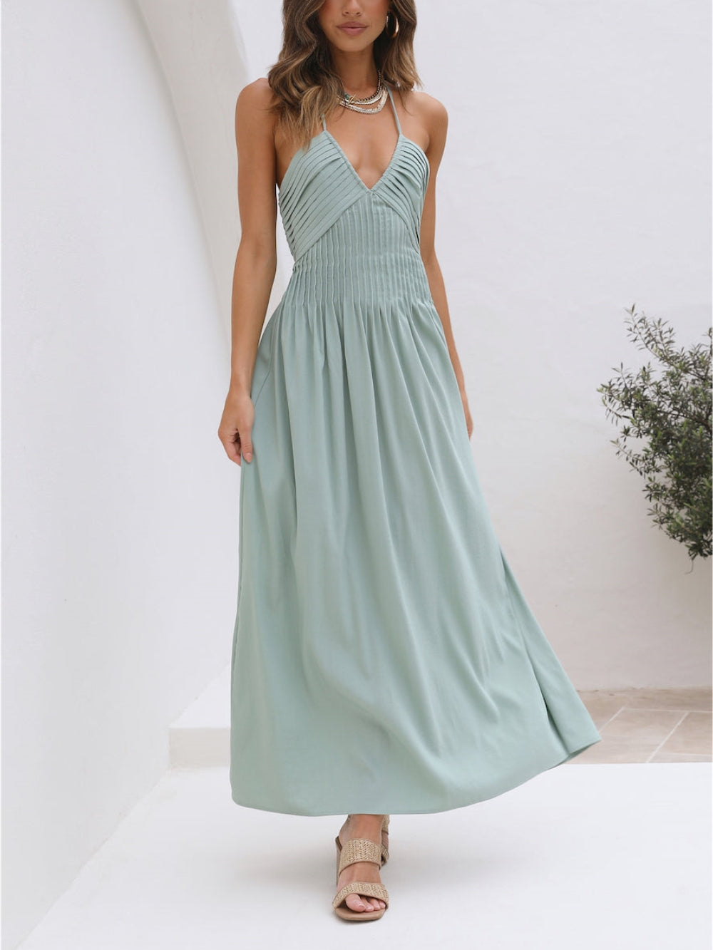 Back Cutout Flowy Maxi Dress