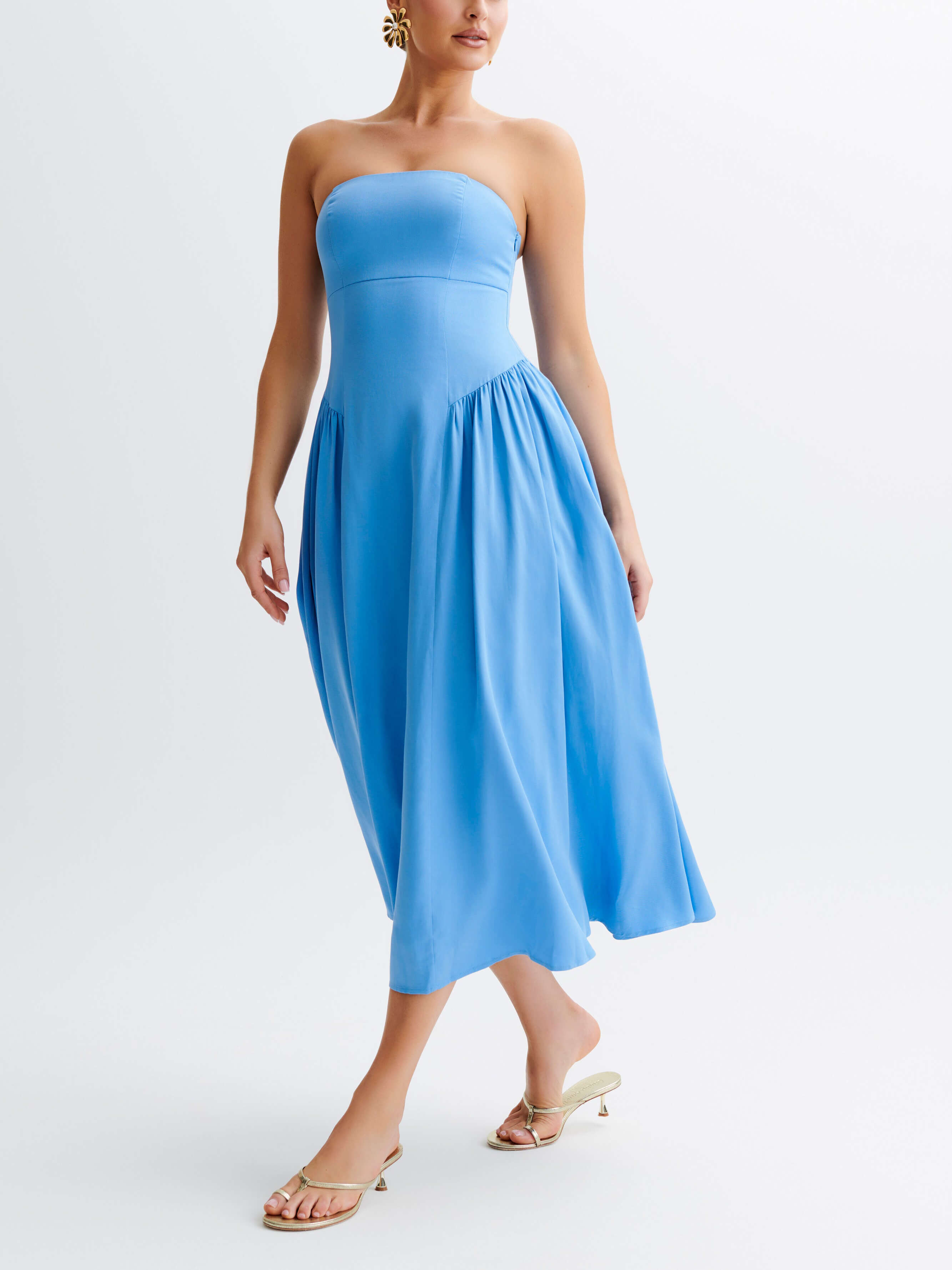 Fashionable Tube Top Pleated Midi Dress