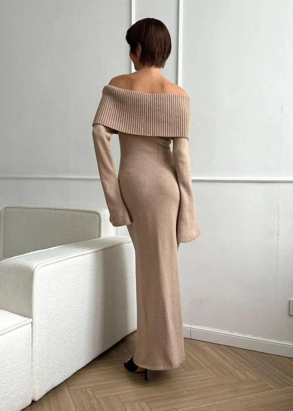 Off-Shoulder Elegance - Ribbed Knit Maxi Dress