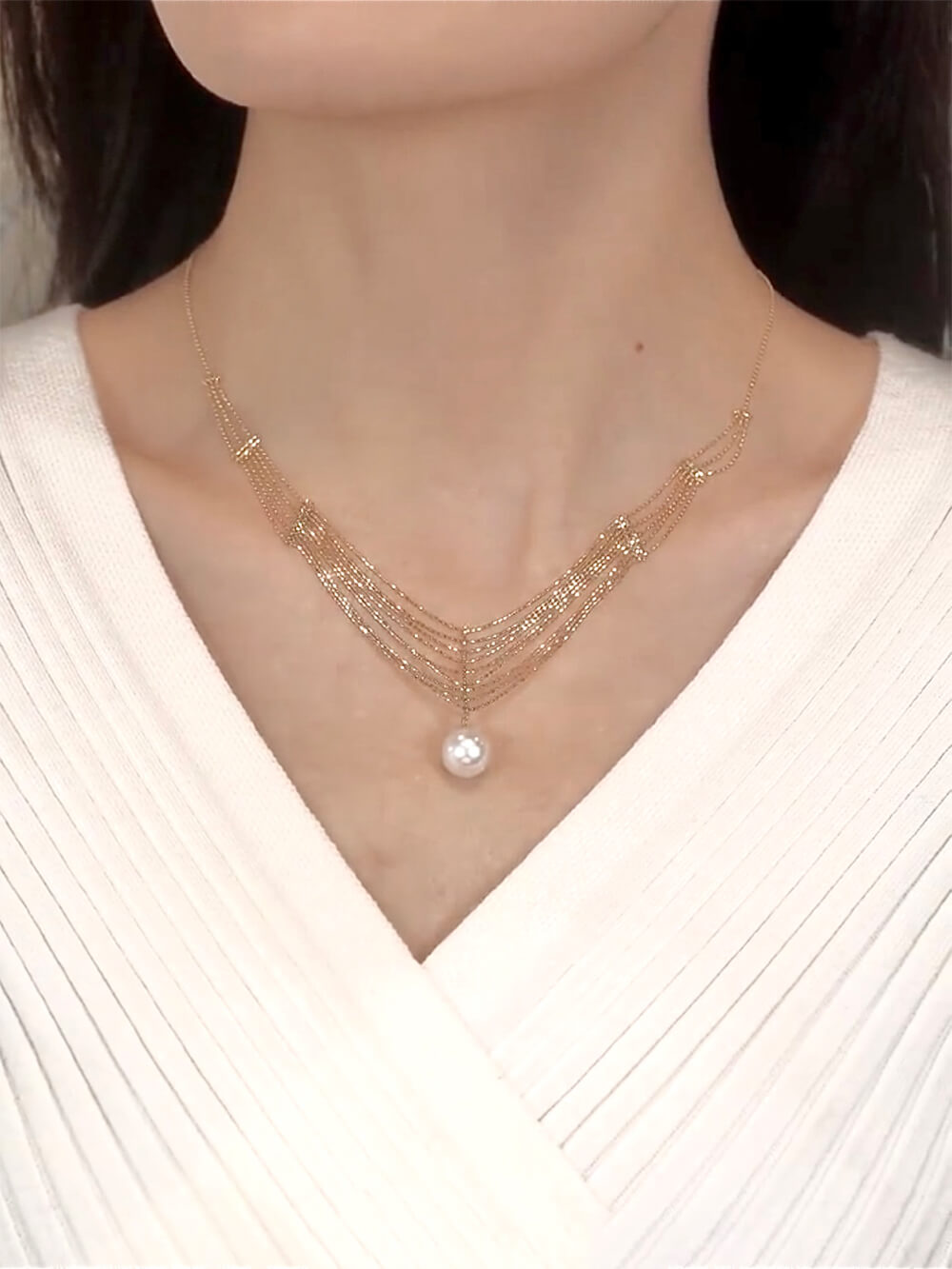 Pearl Collarbone Necklace