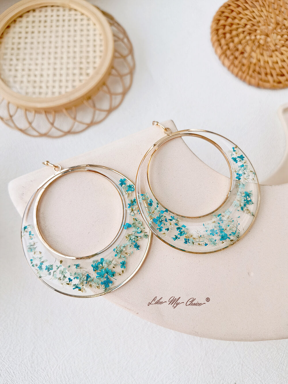 Queen Anne Lace Dried Flowers Large Hoop Earrings