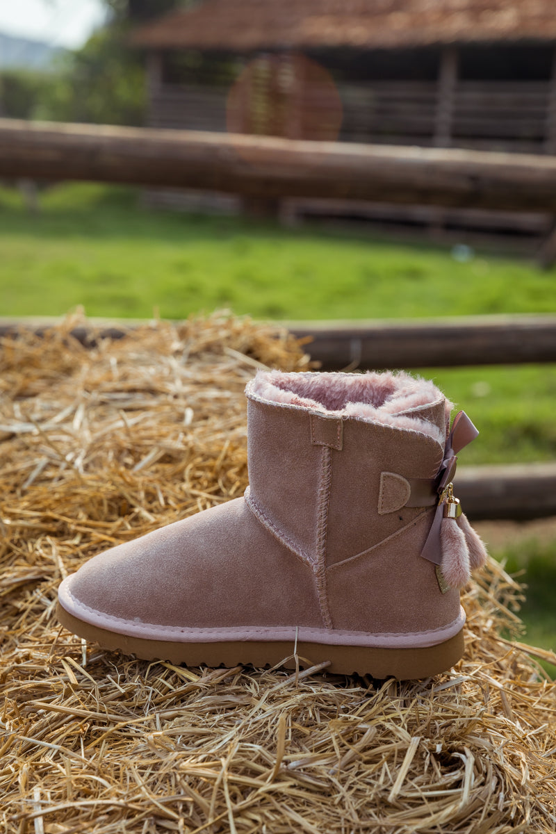 SMAIBULUN Ugg | TAIL BOW BACK SUEDE BOOT - PINK