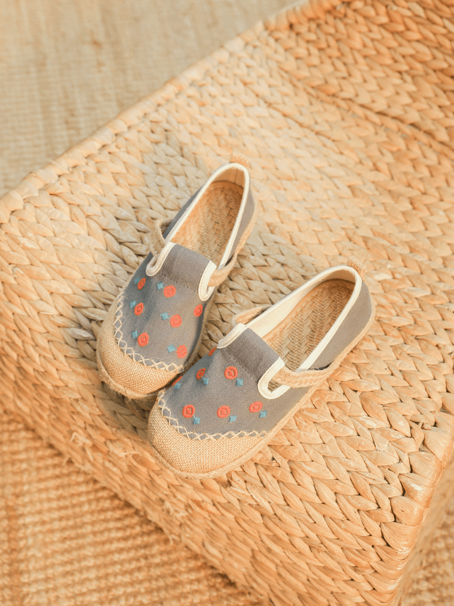 CACTUS ROSE | STAR EYE EMBROIDERED LINEN ESPADRILLE - GREY