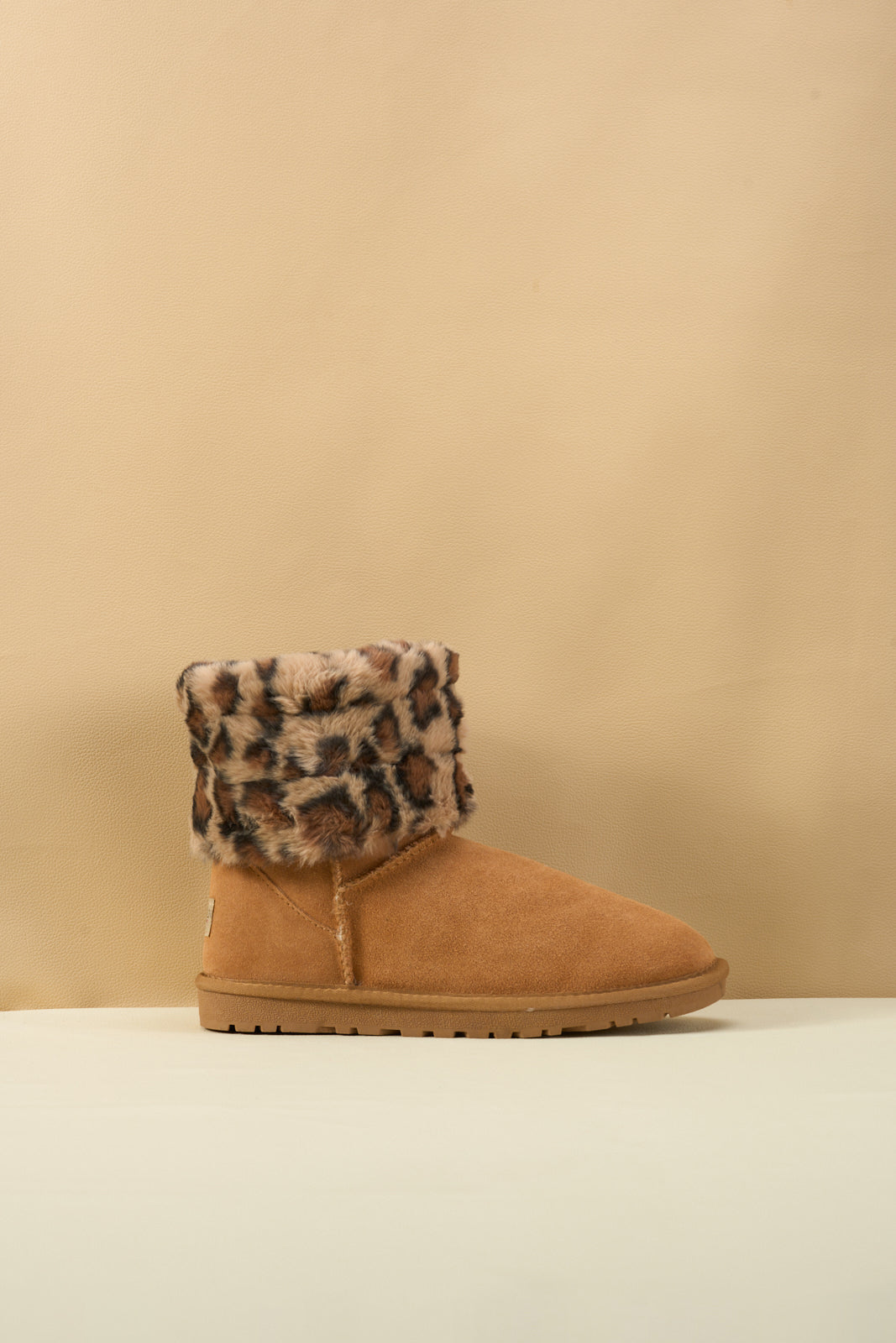 SMAIBULUN Ugg | Adelene Sherpa Woolen Boots - Chestnut