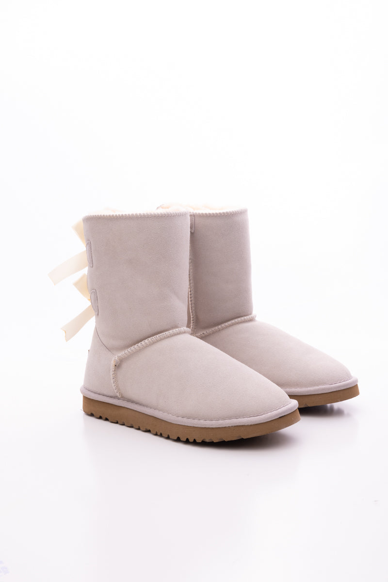 Smaibulun Ugg | Double Ballet Ribbon Bow Suede Shearling Boots - Ivory