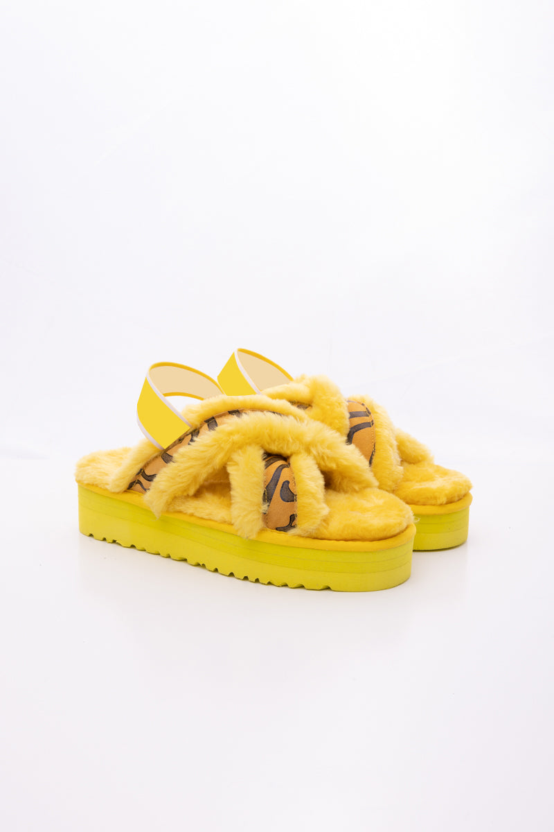 Smaibulun Ugg | Roar Wool Lined Criss-Cross Strap Slipper - Yellow