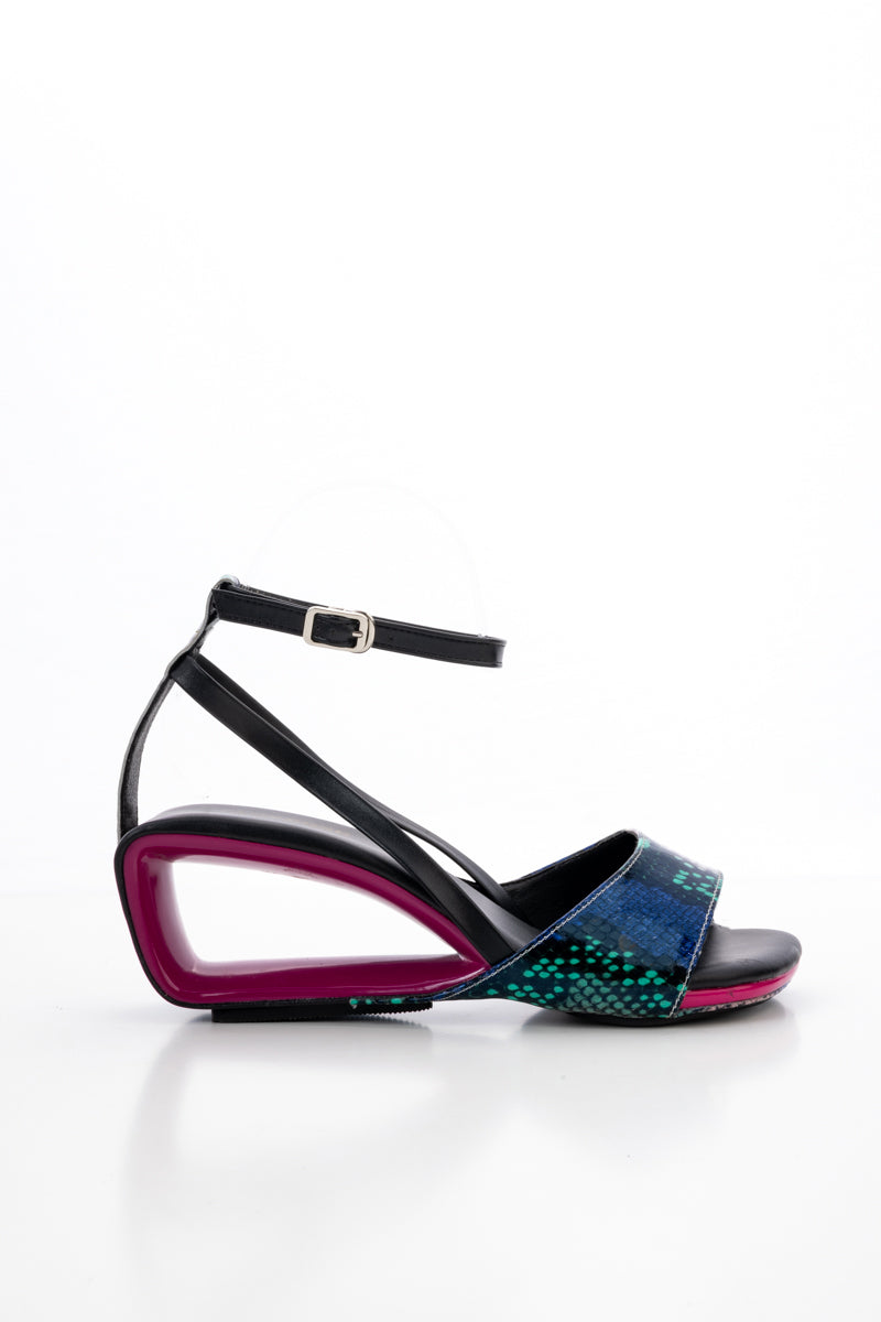 JADY ROSE | VESTAVIA ANKLE STRAP LEATHER WEDGE SANDAL - BLACK