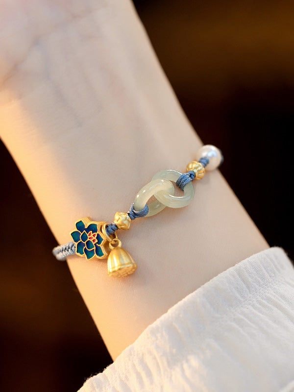 Vintage Lotus Shape Bracelet