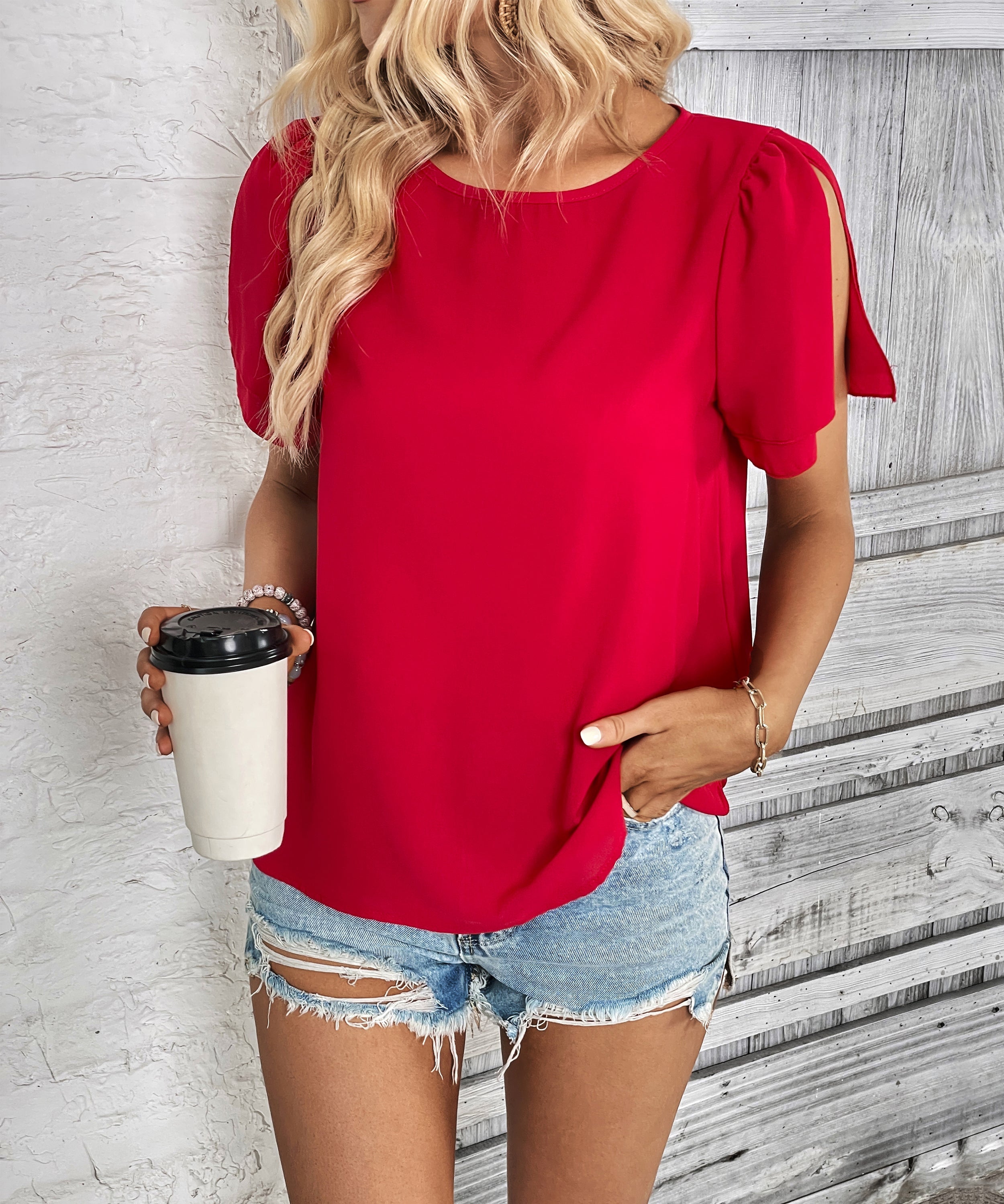 Summer Women Wear Short Sleeved Red Shirt