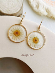 Pressed Flower Earrings - White Daisies