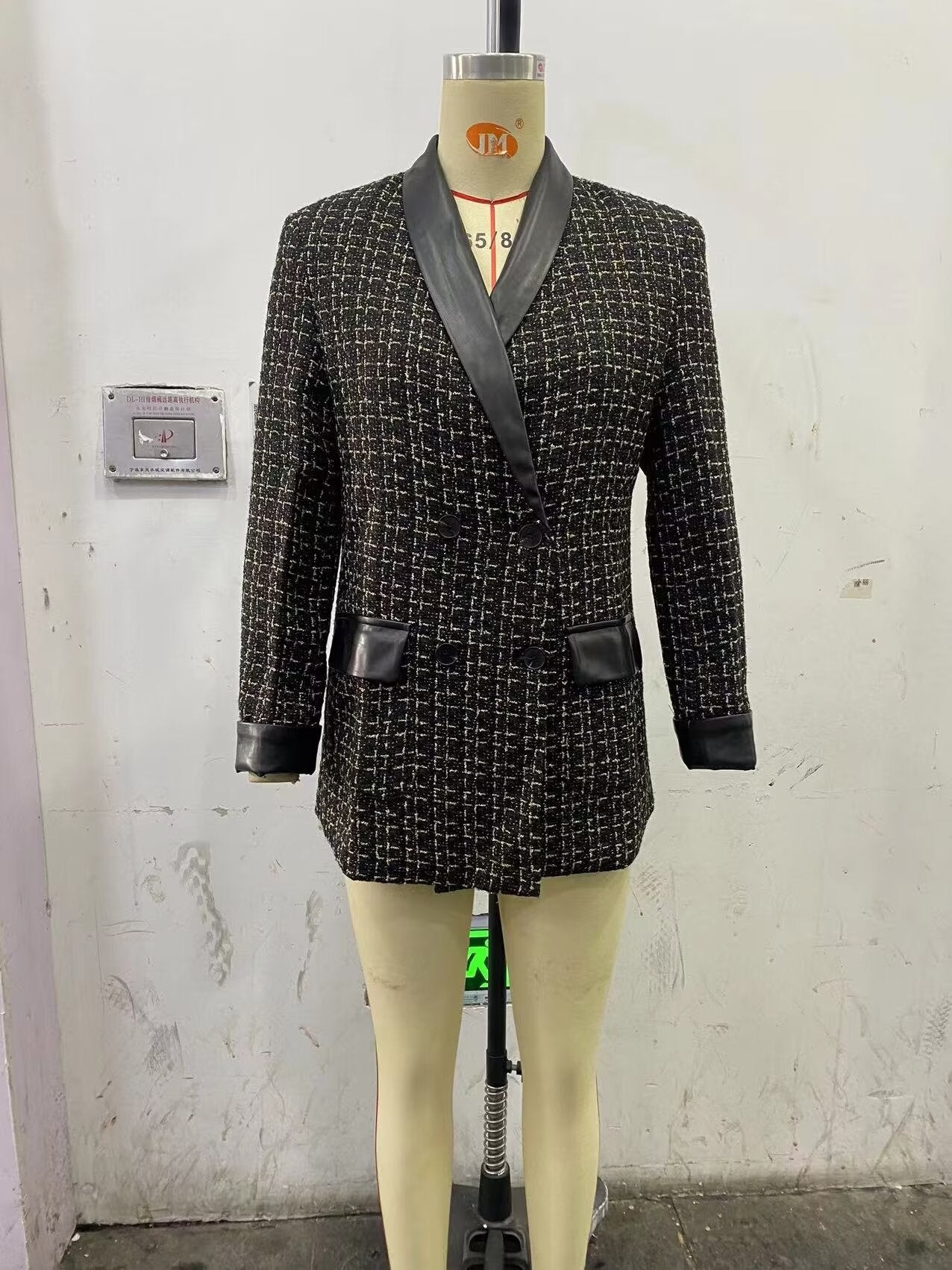 Autumn Winter Women Jacket Printed Plaid Pocket Casual Long Sleeve Slim Jacket