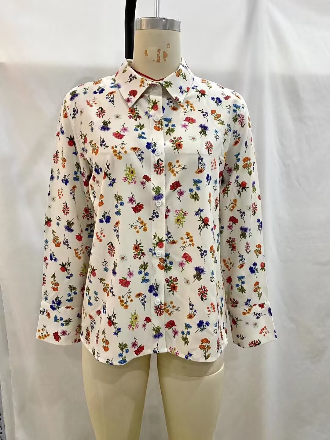 Hong Kong Floral Loose Slimming Shirt for Women – Retro Autumn Top