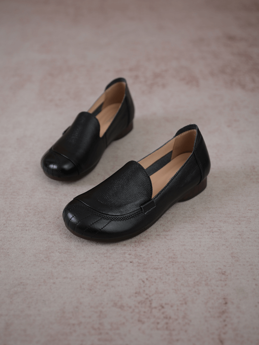 RUMOUR HAS IT| STITCHING HEADER LEATHER LOAFER - BLACK