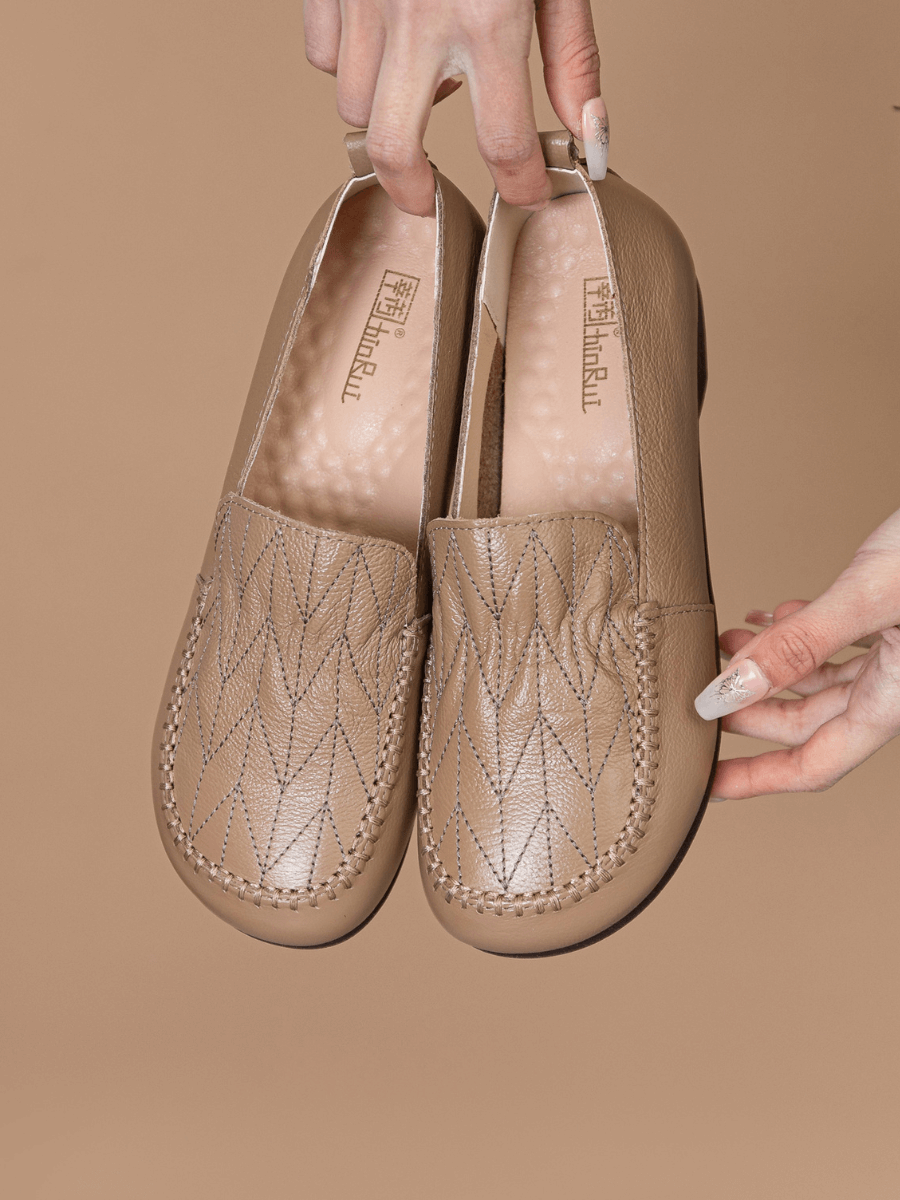 RUMOUR HAS IT| GEOMETRY STITCHING UPPER LEATHER LOAFER - TAN