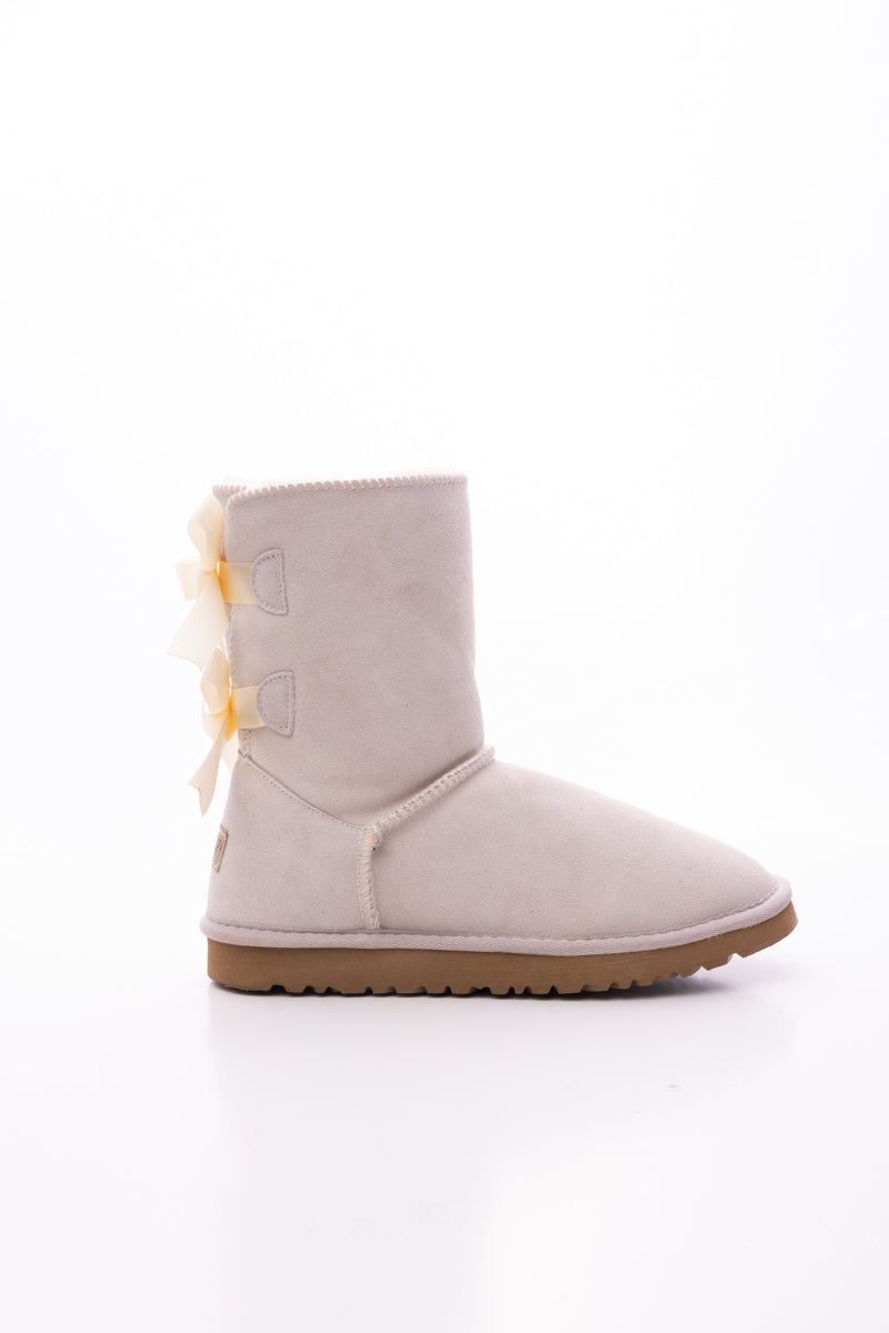 Smaibulun Ugg | Double Ballet Ribbon Bow Suede Shearling Boots - Ivory