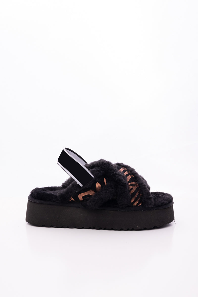 Smaibulun Ugg | Roar Wool Lined Criss-Cross Strap Slipper - Black