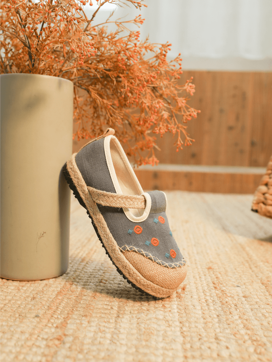 CACTUS ROSE | STAR EYE EMBROIDERED LINEN ESPADRILLE - GREY