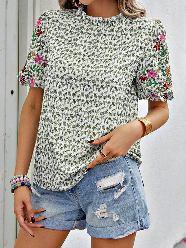 Loose Short Sleeves Elasticity Embroidered Flower Print Pleated Split-Joint Mock Neck T-Shirts Tops