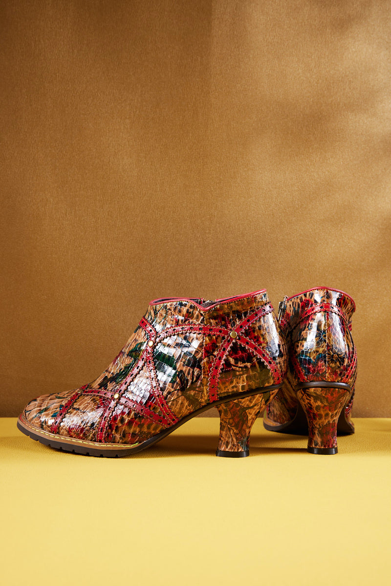 Soffia | Samara Croc Pattern Low Ankle Leather Boots