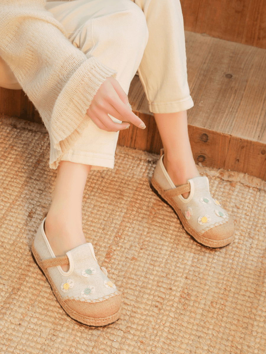 CACTUS ROSE | CHARLIZE BOW TIE APPLIQUE LINEN LOAFER - APRICOT