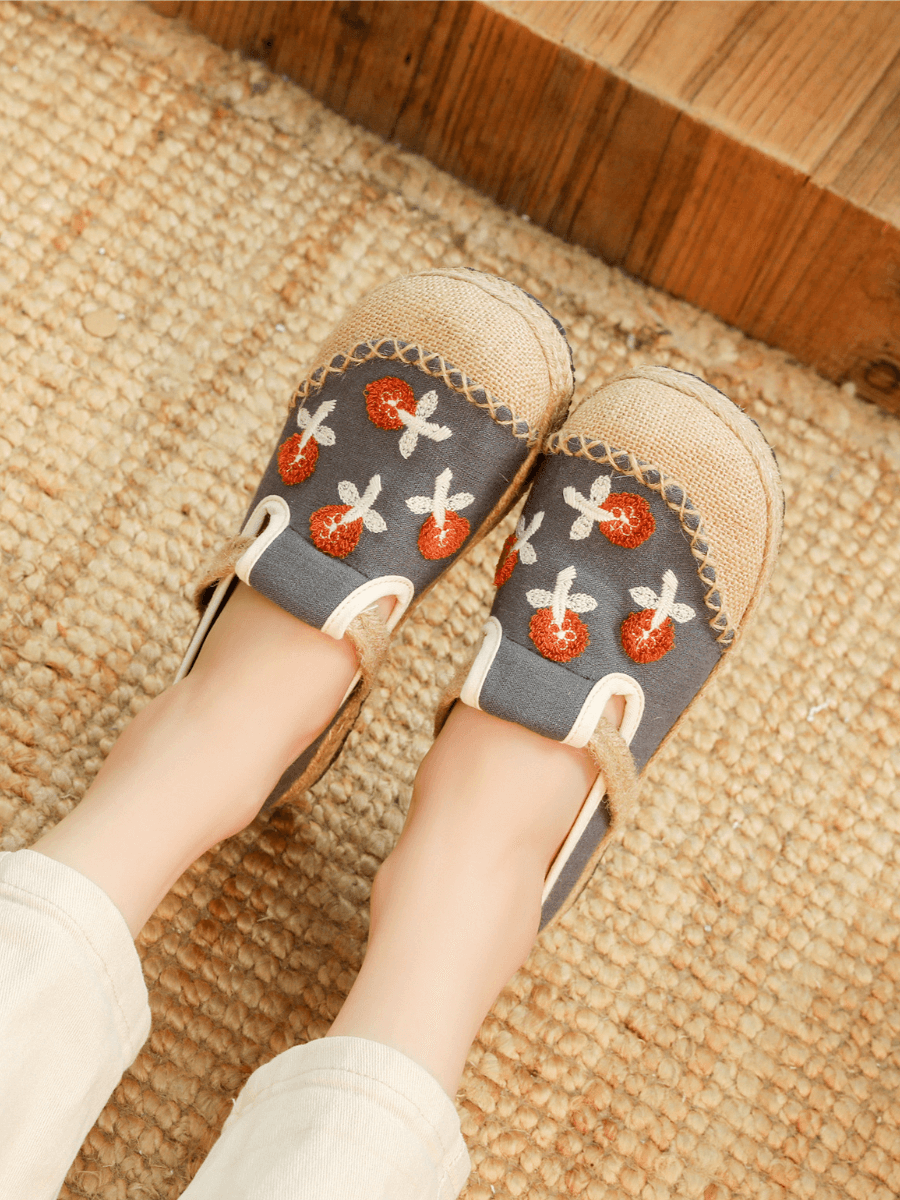 CACTUS ROSE | BLOSSOM EMBROIDERED LINEN ESPADRILLE LOAFER - GREY