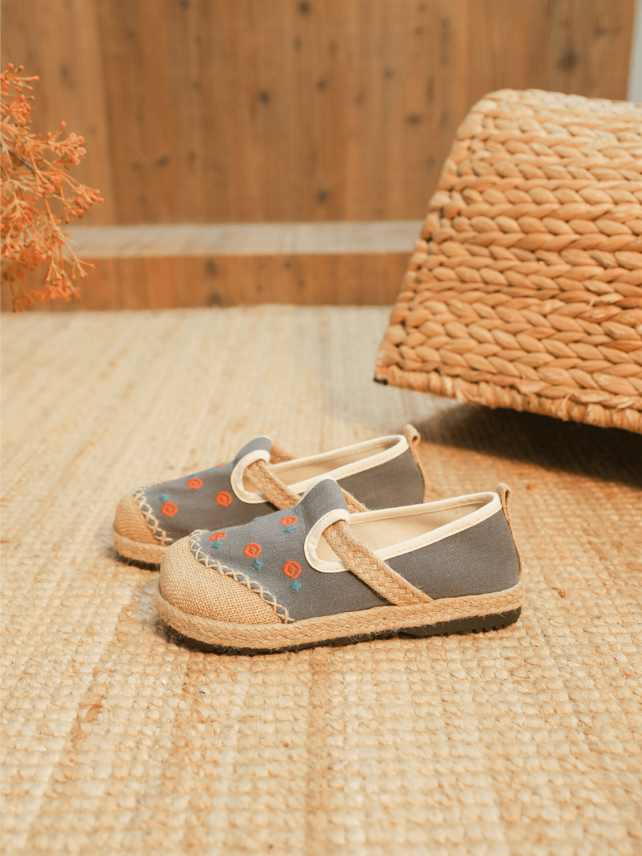 CACTUS ROSE | STAR EYE EMBROIDERED LINEN ESPADRILLE - GREY