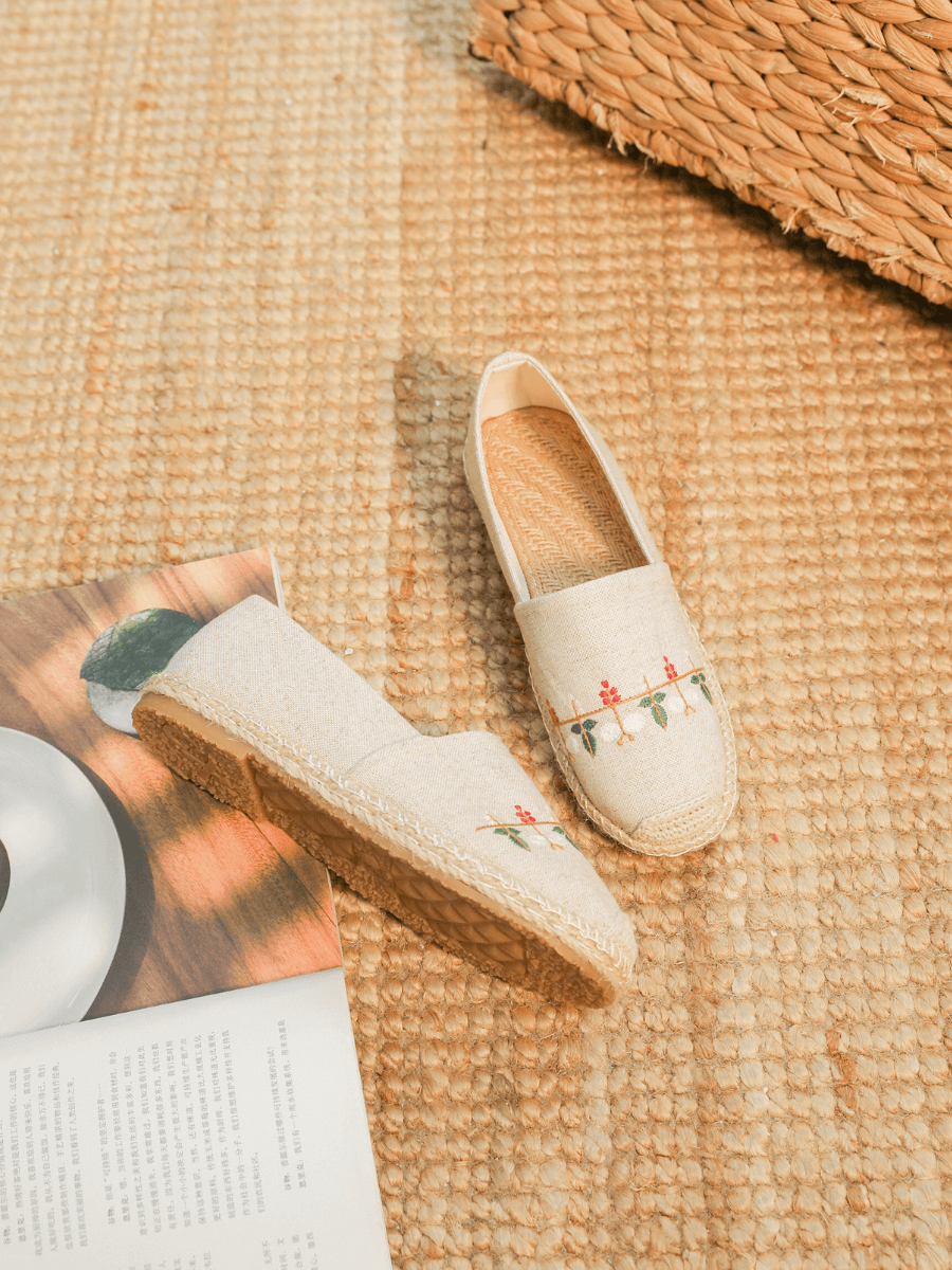 CACTUS ROSE | BLOSSOM EMBROIDERED LINEN ESPADRILLES - BEIGE