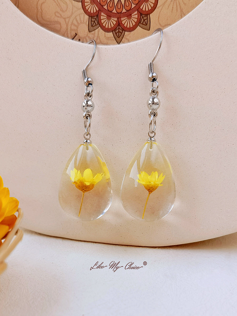 Natural Dahlberg Daisy Dried Flowers of Happiness Water Drop Earrings