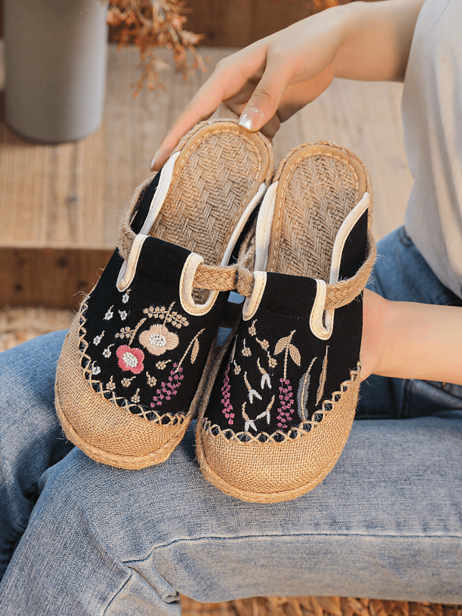 CACTUS ROSE | BLOSSOM WHEAT EMBROIDERED LINEN MULE - BLACK