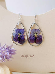 Pressed Flower Earrings Violet Birth flower of February Flower