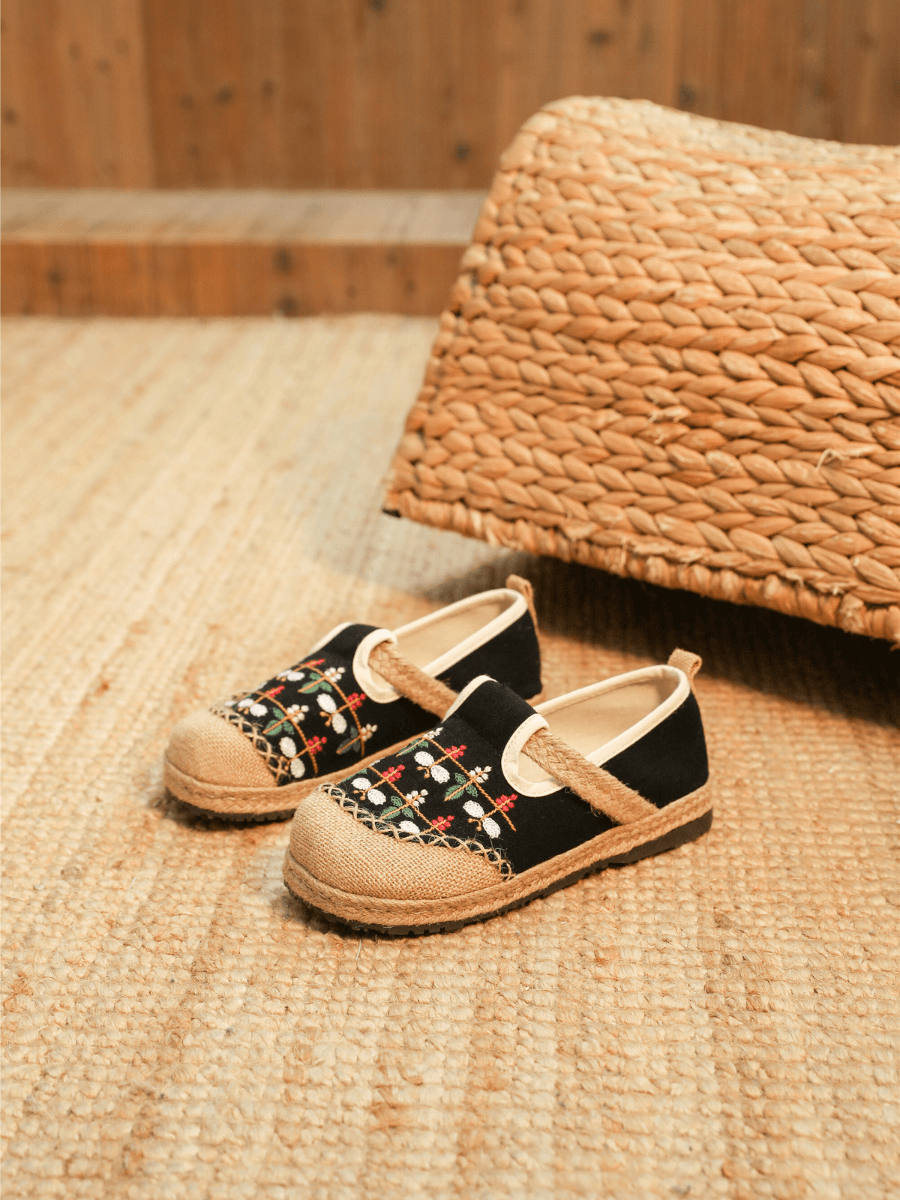 CACTUS ROSE | SWEET GARDEN EMBROIDERED LINEN ESPADRILLE - BLACK