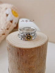 Vintage Daisy Flower Ring