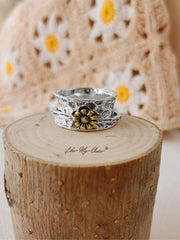 Vintage Daisy Flower Ring