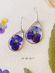 Pressed Flower Earrings Violet Birth flower of February Flower