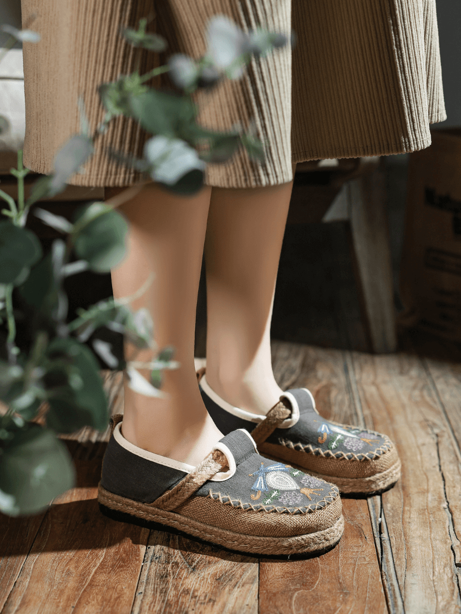 CACTUS ROSE | PATTERN EMBROIDERED LINEN ESPADRILLE LOAFER - GREY