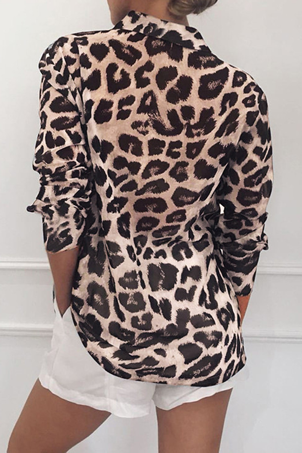 Fashion Leopard Buckle Turndown Collar Tops(4 Colors)