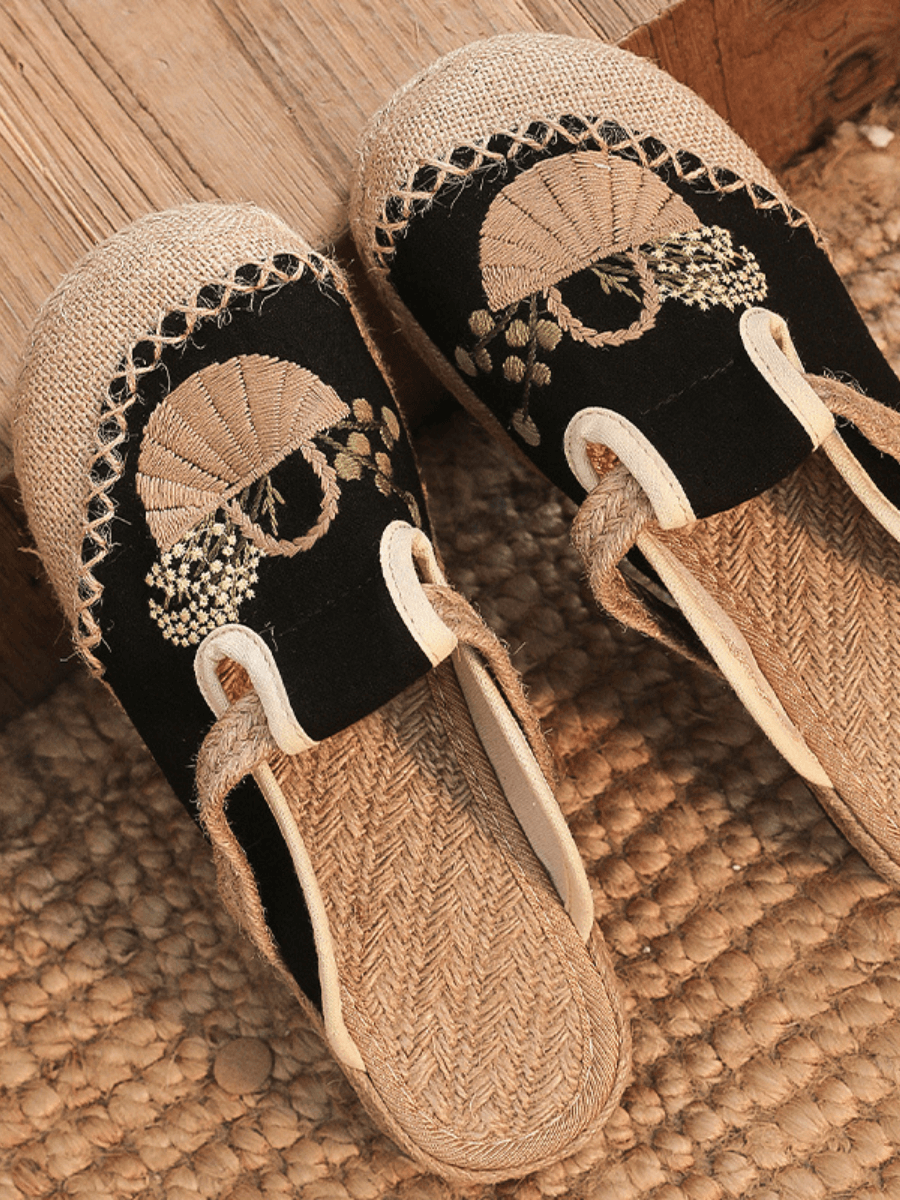 CACTUS ROSE | SUMMER PICNIC EMBROIDERED LINEN MULE - BLACK