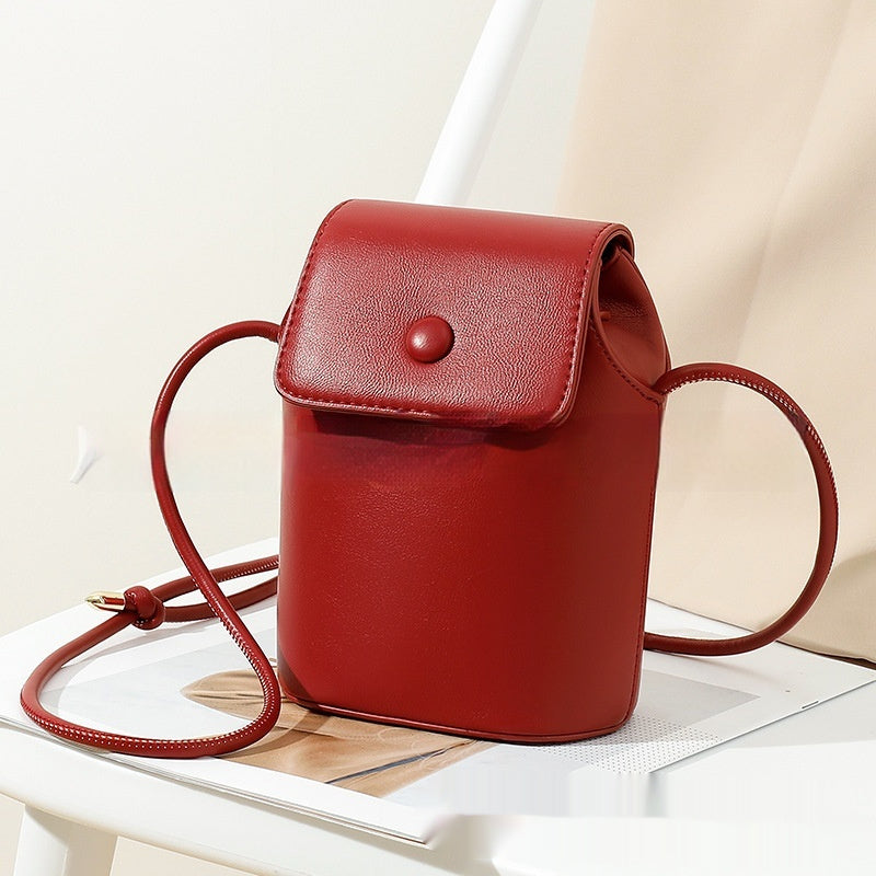 Minimalist-Bucket-Shoulder Bag