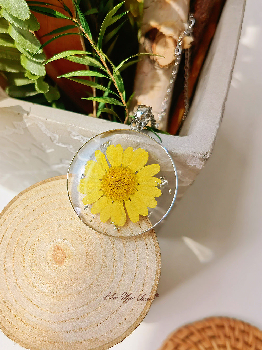 Resin Plant Necklace: Yellow Chrysanthemum Pendant