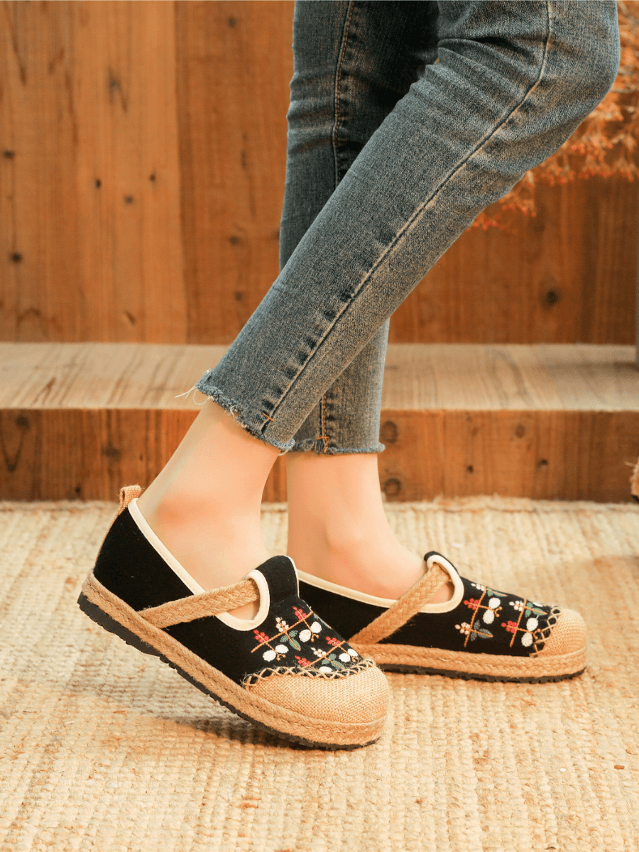 CACTUS ROSE | SWEET GARDEN EMBROIDERED LINEN ESPADRILLE - BLACK