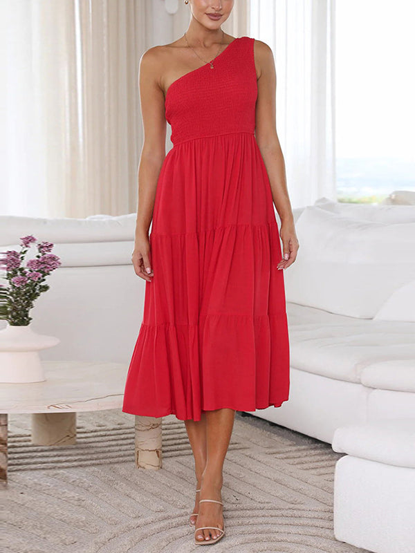 Loose Pleated Solid Color One-Shoulder Midi Dresses