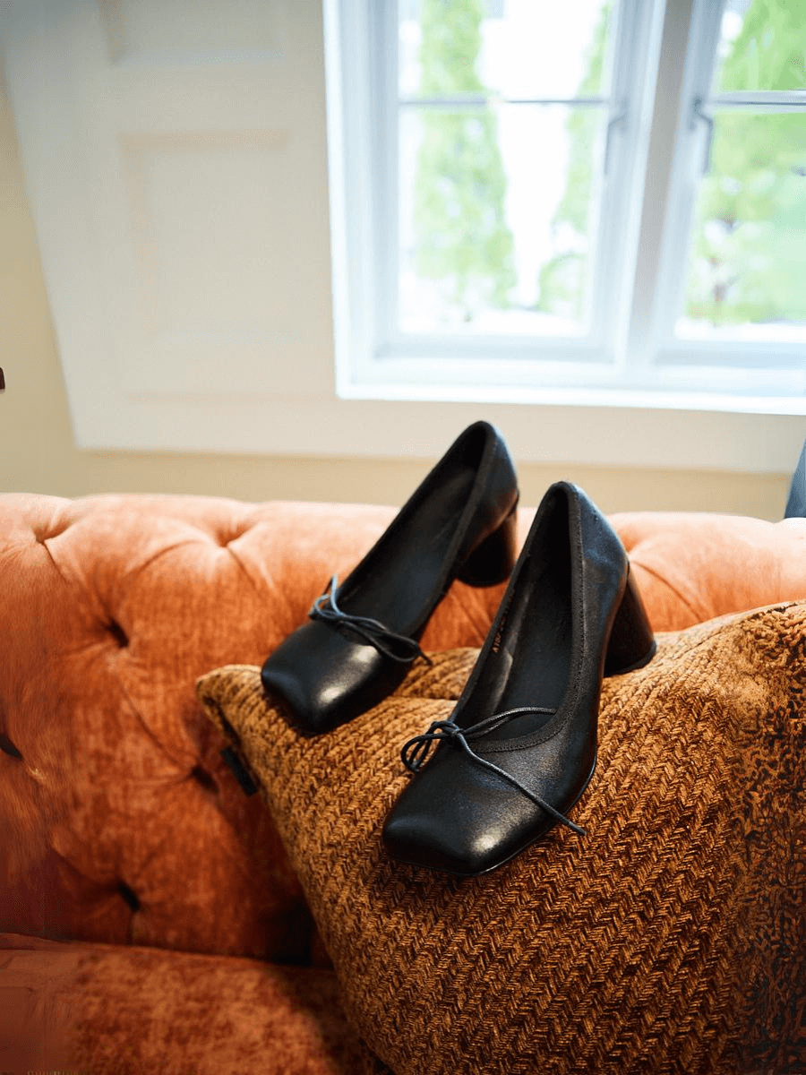 Jady Rose | Designer Taste Leather Pump - Black