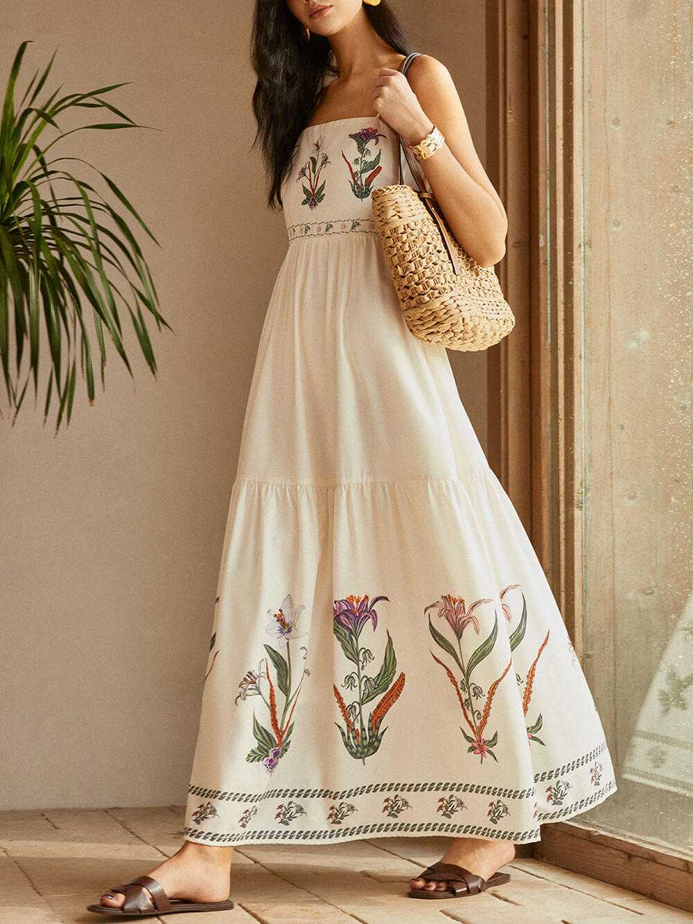 Beautiful Backless Pleated Floral Print Dress