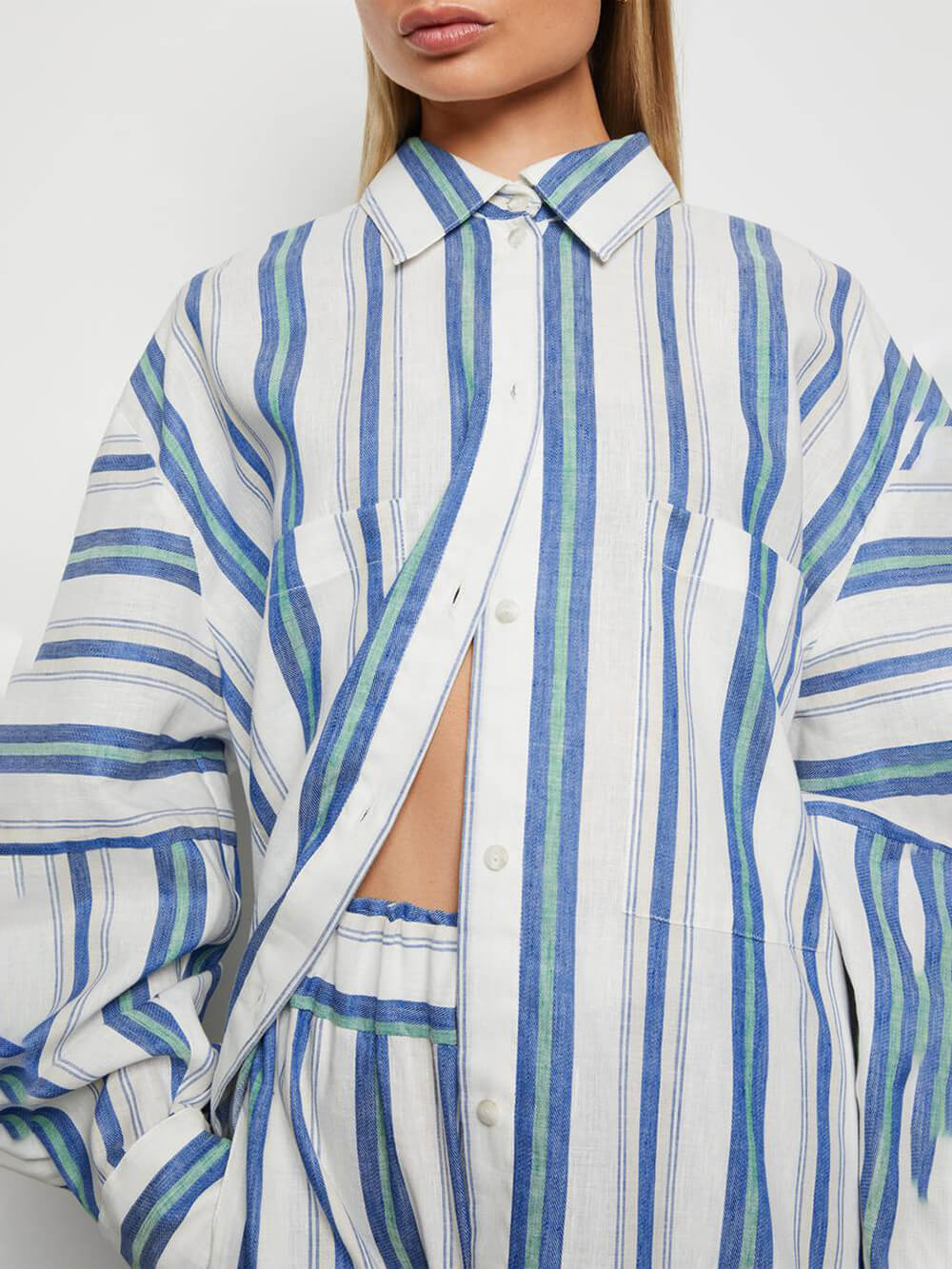 Modern Sophisticated Striped Loose-Fitting Printed Shirt