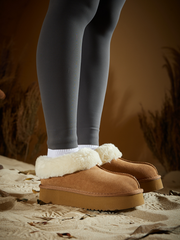 Smaibulun Ugg | Cuddle Up Wool Lined Suede Bootie - Chestnut