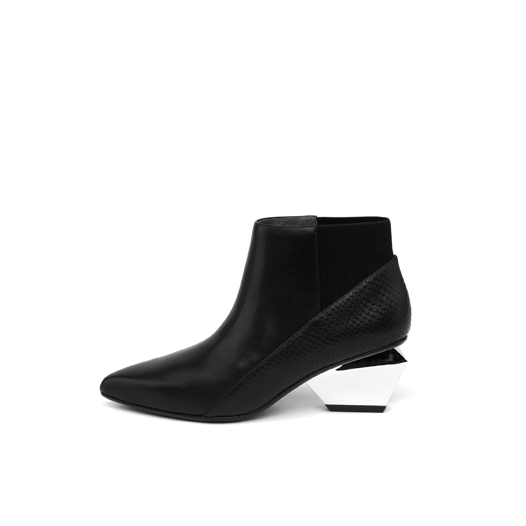 JADY ROSE | GEOMETRY-HEEL LEATHER ANKLE BOOT - Black