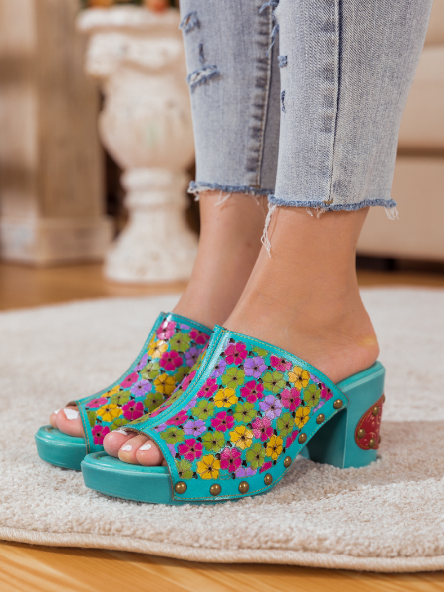 SOFFIA | DAISY EMBOSSED TURQUOISE LEATHER CLOG